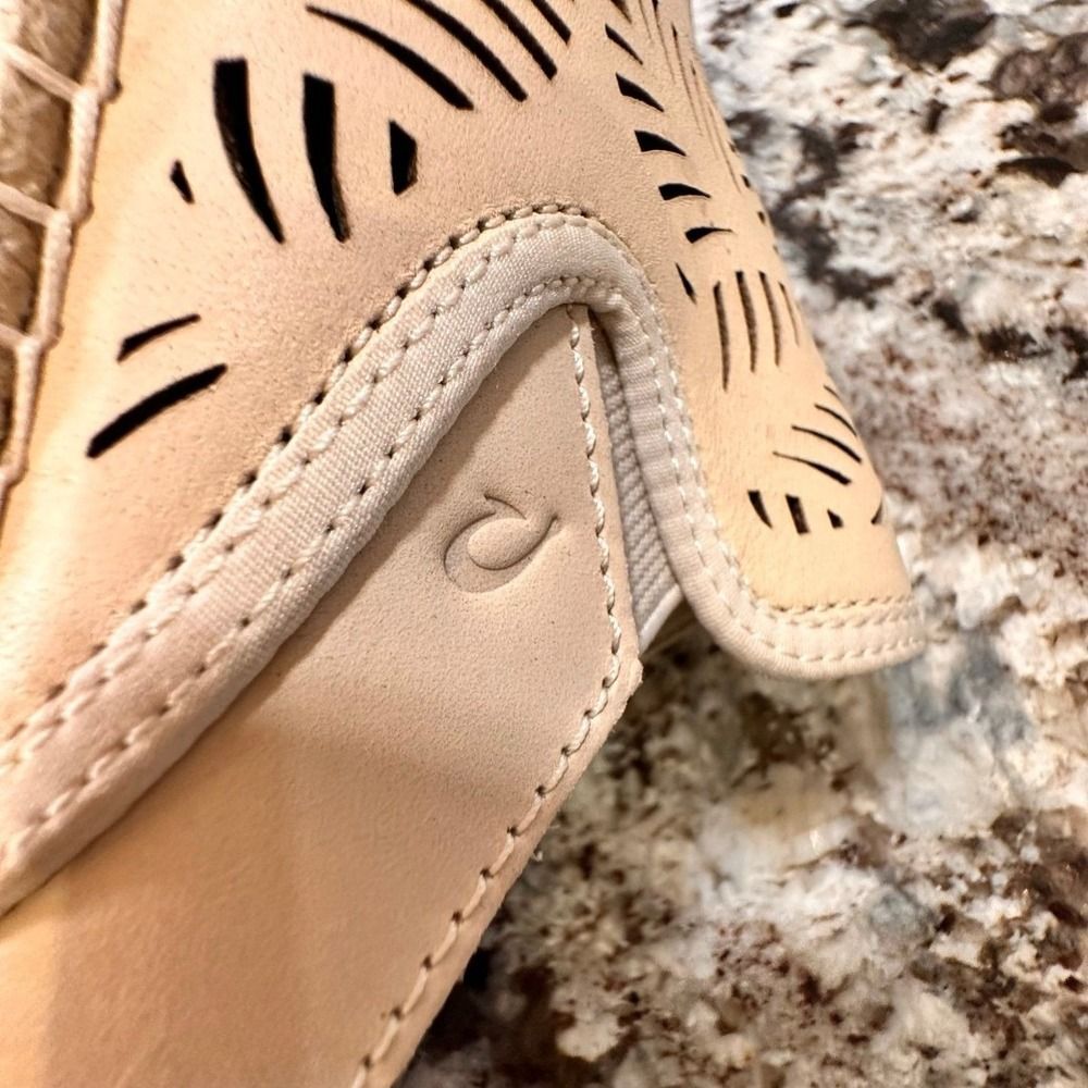 Olukai Kaula Olu lli Palm Leaf Cut Out Espadrille Slip On Flats - Picture 10 of 12